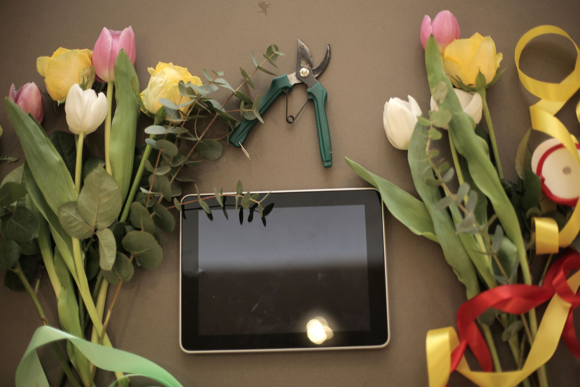How to Order Flowers Online for Quick Delivery